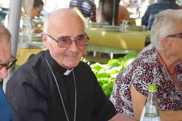 Una Chiesa di pietre vive salda e compatta, a servizio della misericordia