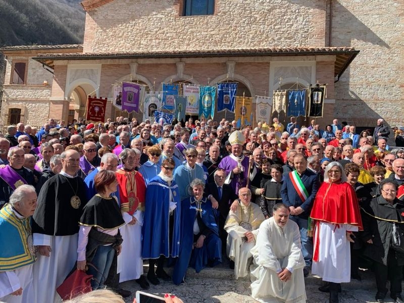 Confraternite da tutta l’Arcidiocesi alla Madonna dell’Ambro