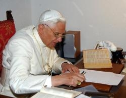 Il Santo Padre invia un messaggio al Vescovo di Rimini in occasione dell'apertura del XXXIII Meeting per l'Amicizia fra i popoli