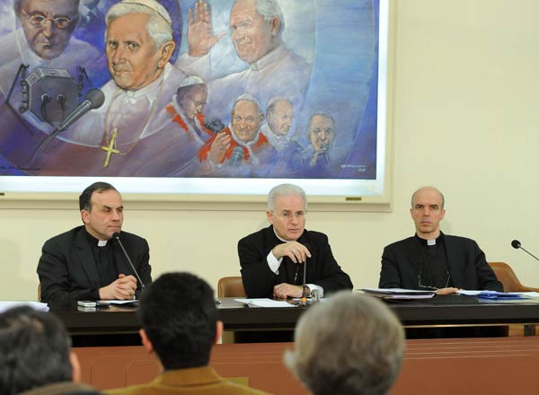 27 Gennaio 2012 - Conferenza stampa conclusiva della sessione invernale del Consiglio Permanente della CEI