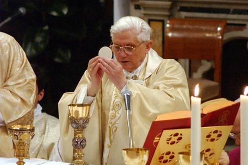 29 Giugno 2011 - Il Santo Padre festeggia il 60° anniversario della sua ordinazione sacerdotale