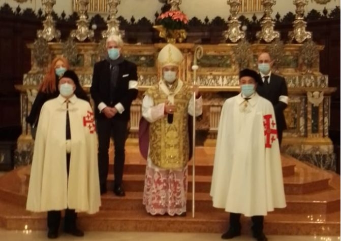 I Cavalieri del Santo Sepolcro incontrano la comunità cristiana di Fermo