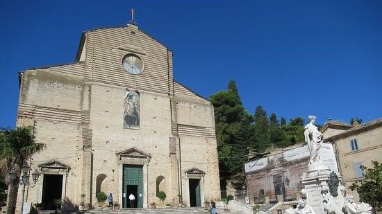 L'Arcivescovo celebra il Triduo Pasquale nella parrocchia San Giorgio