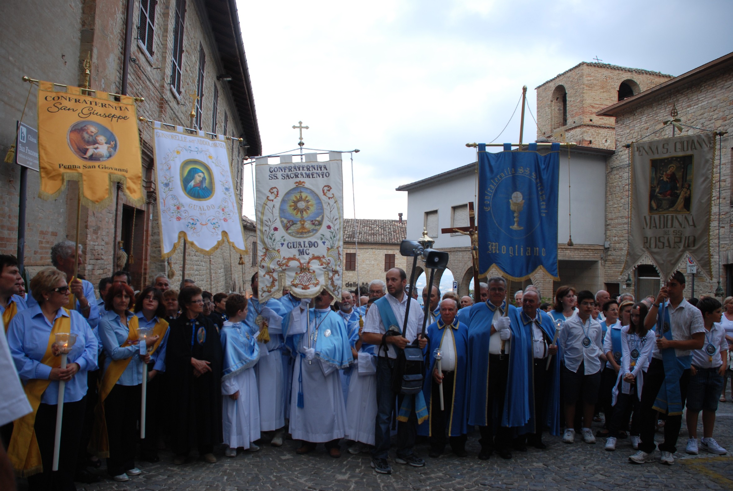 Penna San Giovanni - Festa delle Canestrelle