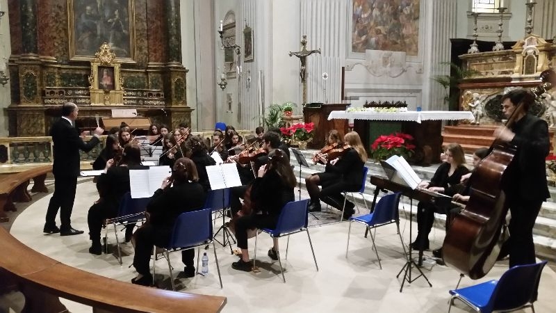 I ragazzi dell’Orchestra d’archi del Conservatorio incantano Sant’Elpidio a Mare