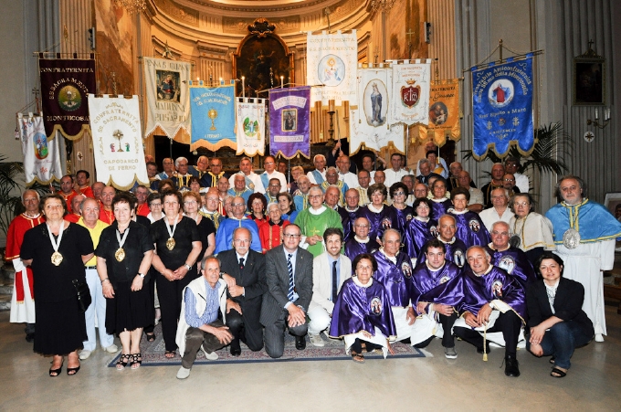 La giornata di festa delle Confraternite elpidiensi