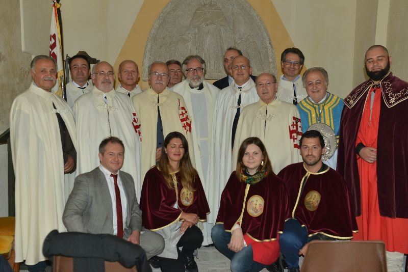 I Cavalieri del Santo Sepolcro visitano a Sant’Elpidio a Mare la cappella della Sacra Spina