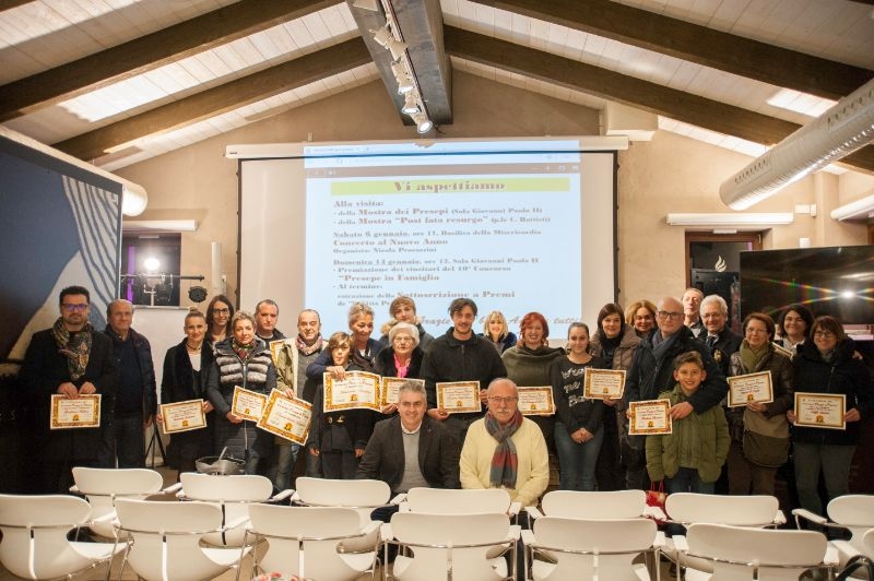 Sant'Elpidio a Mare: è della Farmacia Lattanzi il più bel “Presepe in Vetrina